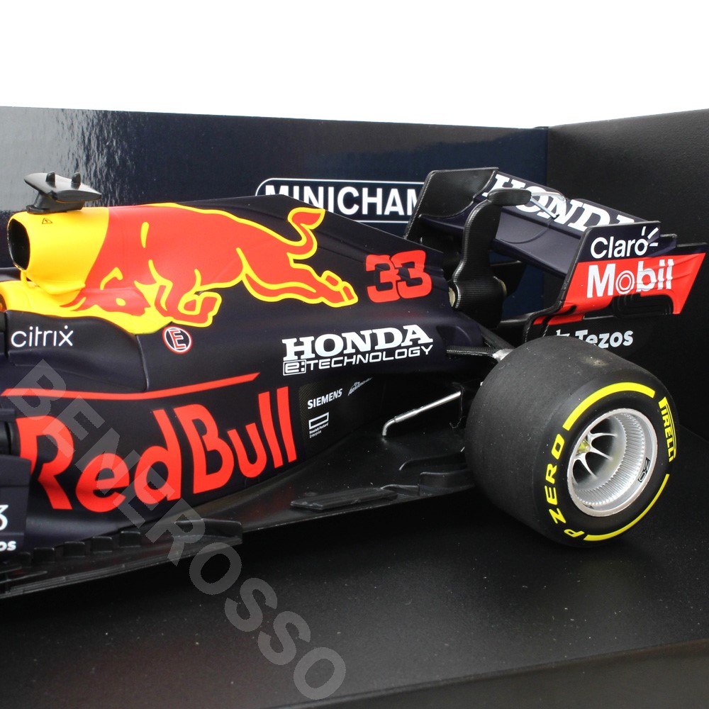 MINICHAMPS 1/18スケール レッドブル レーシング ホンダ RB16B M