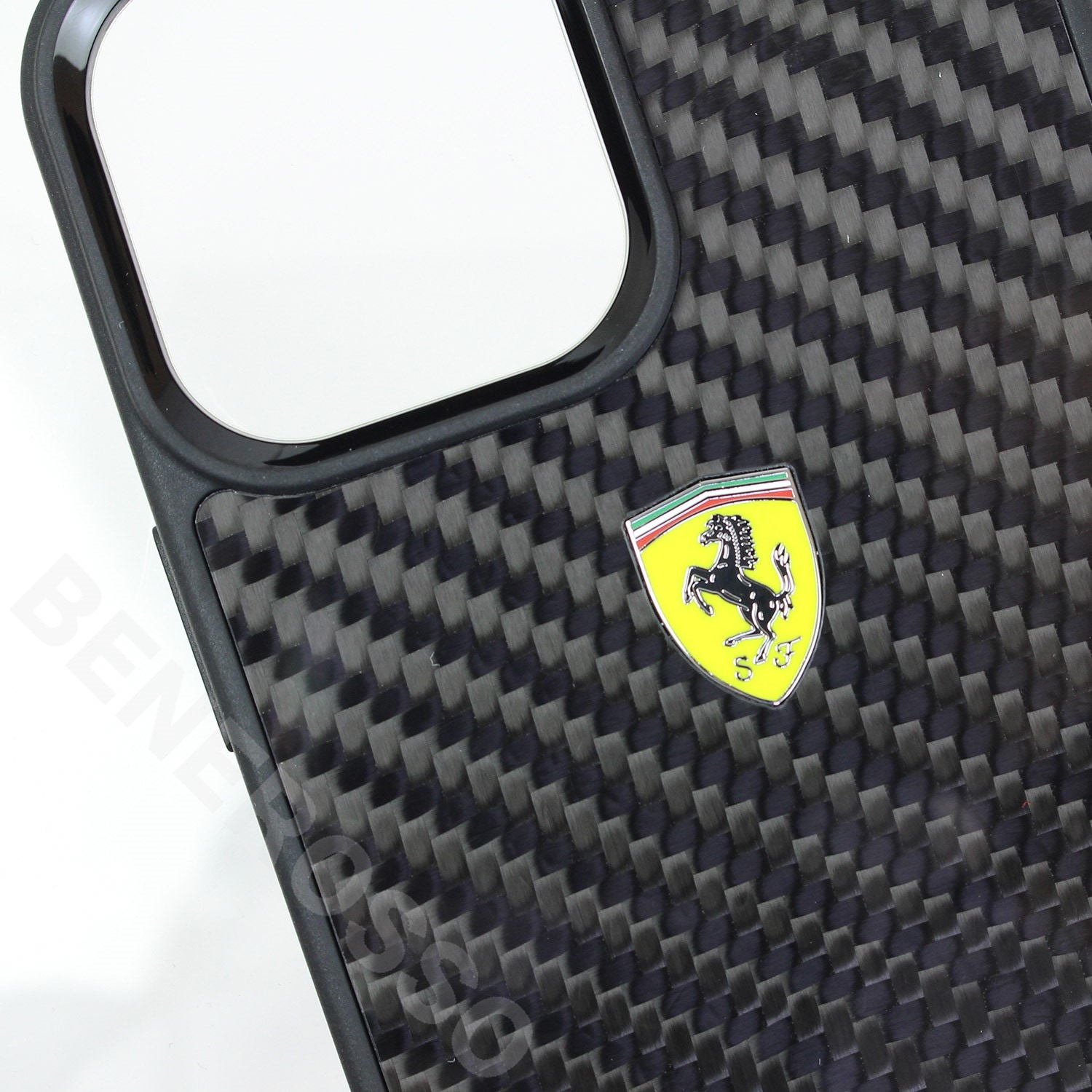 フェラーリ iPhone13ProMax リアルカーボン ハードケース メタルロゴ