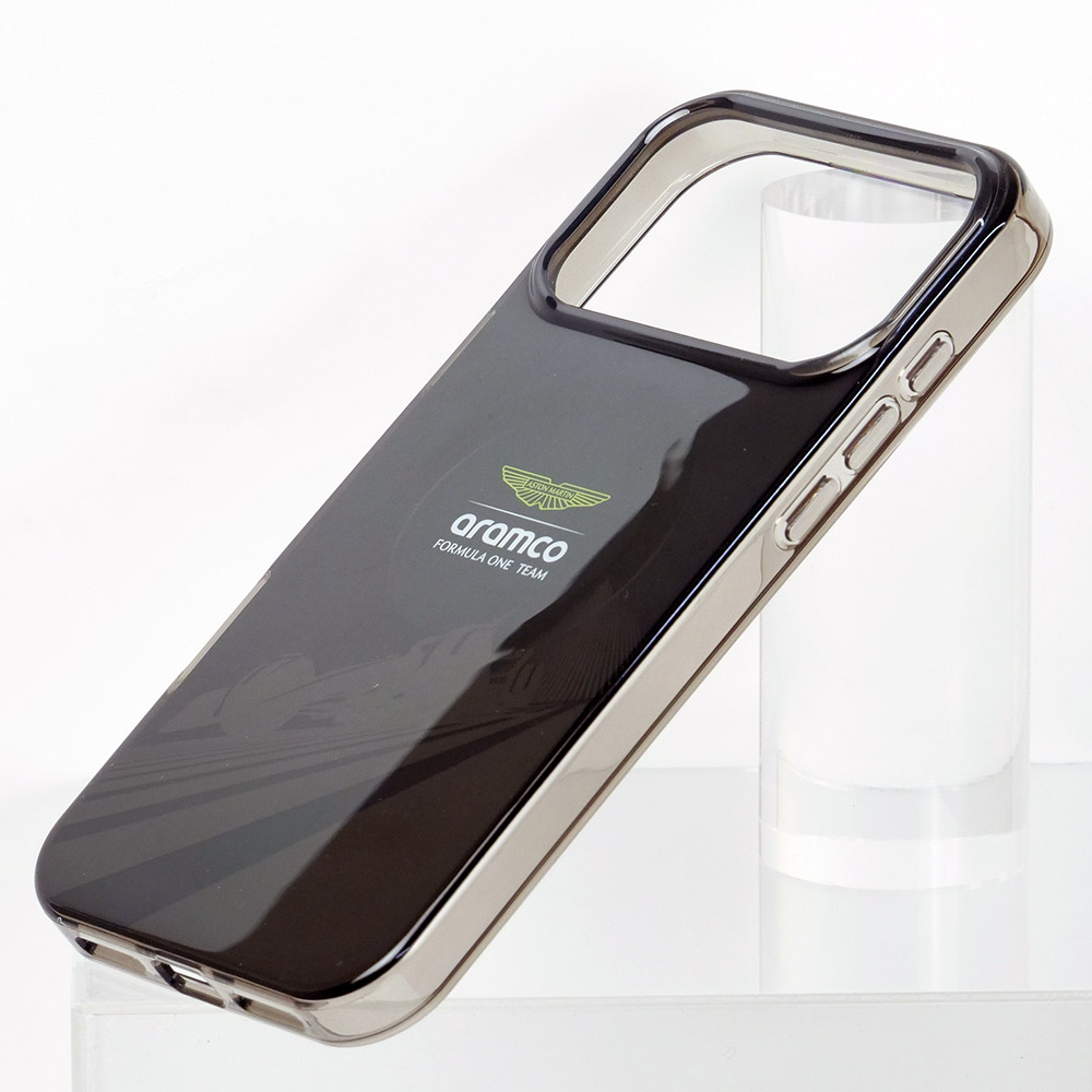 アストンマーチン アラムコ F1チーム iPhone17ProMax IML バックカバー F1カー/ロゴ ブラック マグセーフ対応 ARHMP17XUF1K