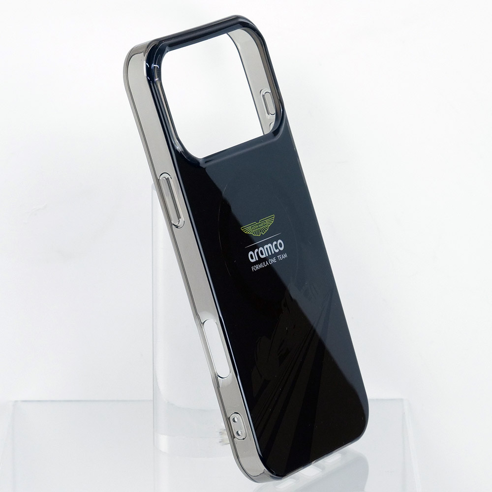 アストンマーチン アラムコ F1チーム iPhone17ProMax IML バックカバー F1カー/ロゴ ブラック マグセーフ対応 ARHMP17XUF1K