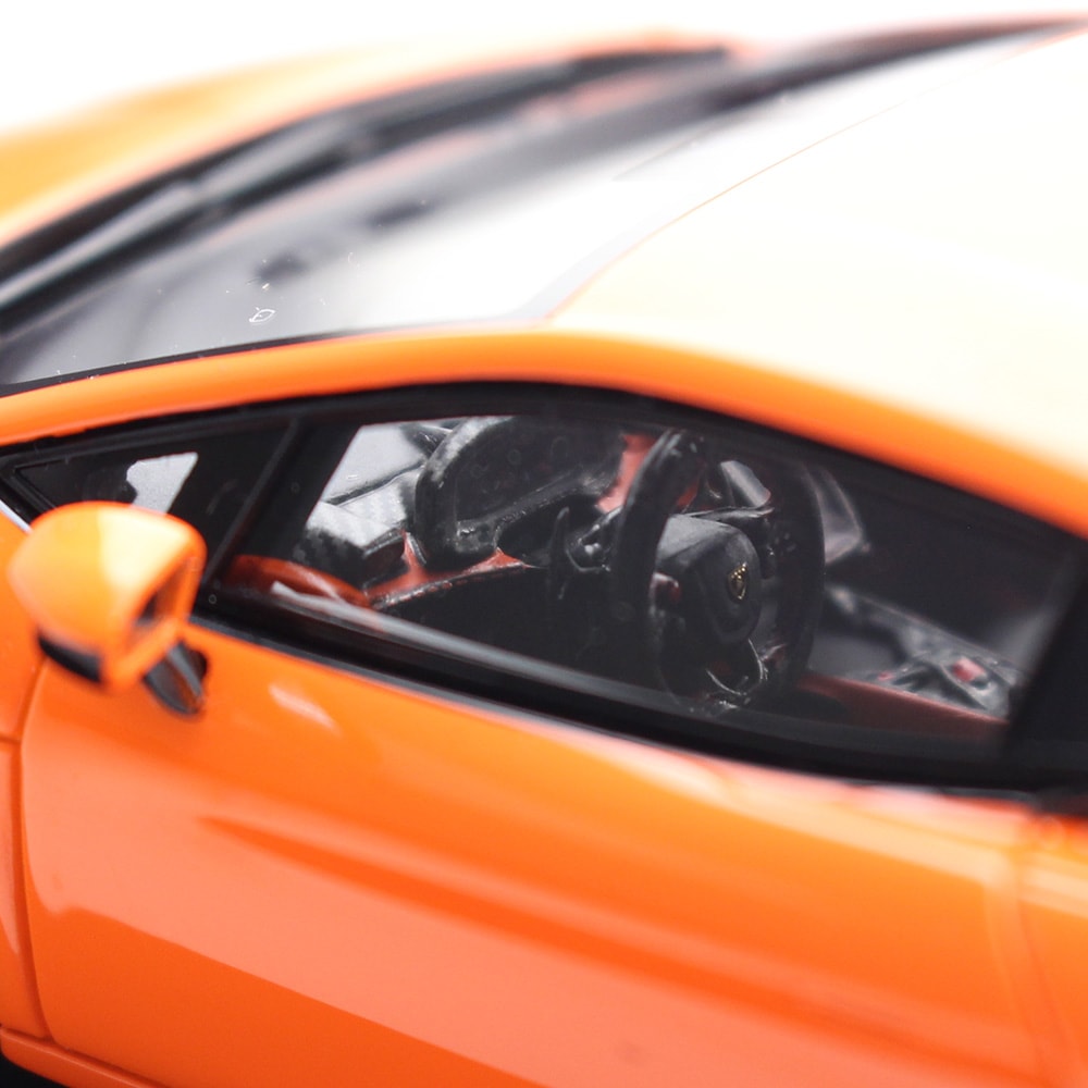 Look Smart 1/43スケール ランボルギーニ テメラリオ Arancio Apodis