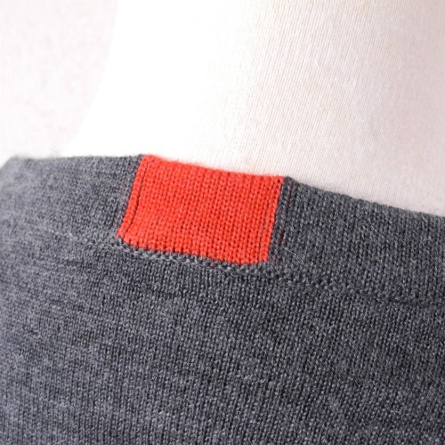 フェラーリ レディース Vネック プランシングホース セーター グレー