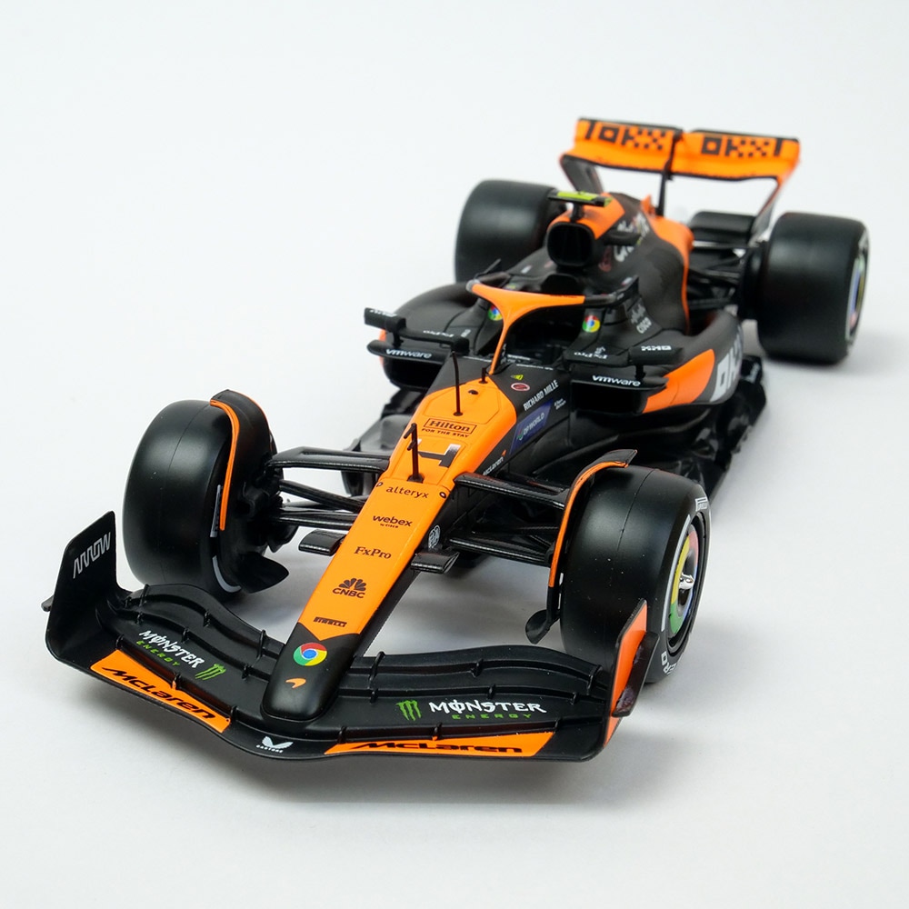 Bburago 1/24スケール マクラーレン F1 チーム MCL38 2024 #4 L.ノリス
