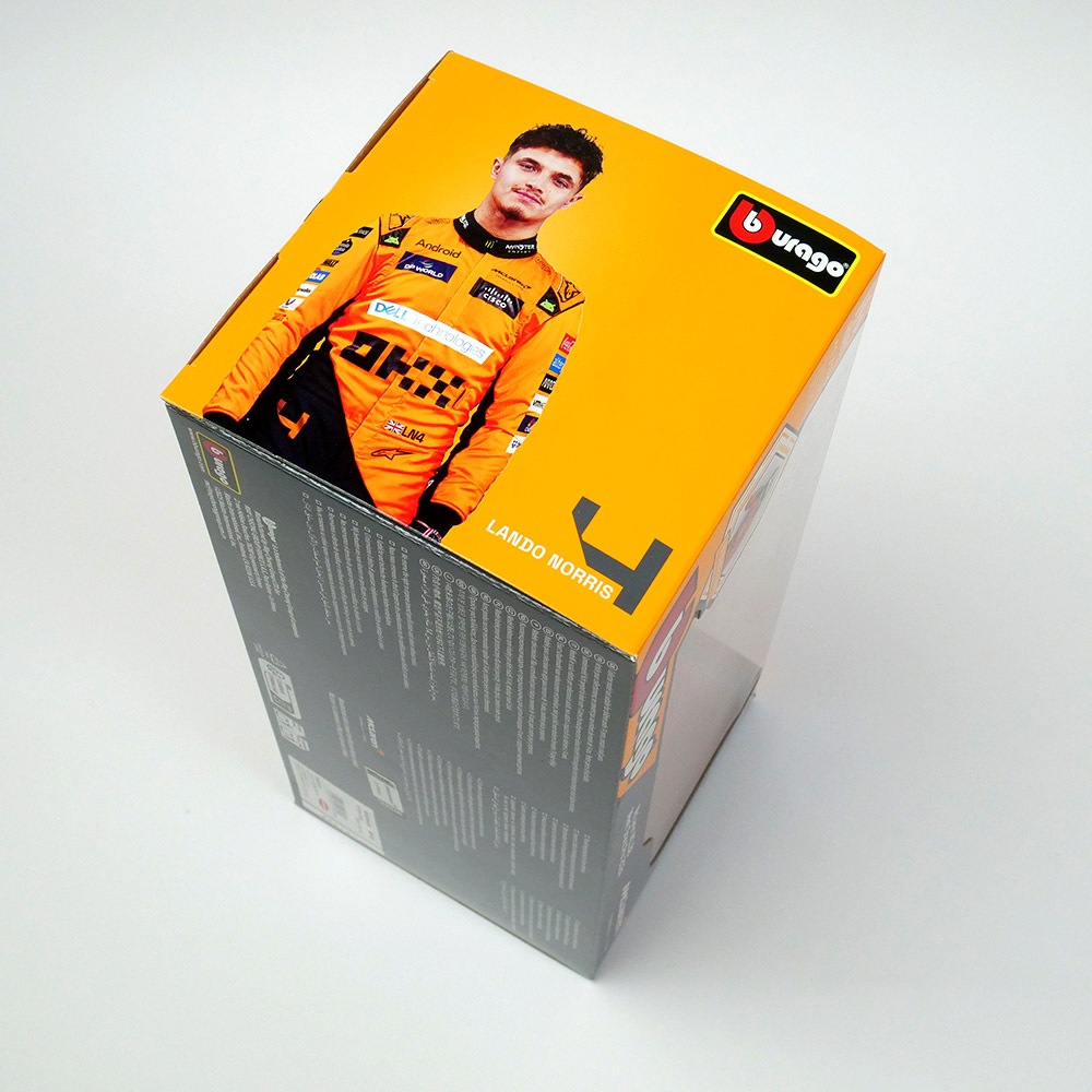 Bburago 1/24スケール マクラーレン F1 チーム MCL38 2024 #4 L.ノリス ドライバーフィギュア付 BUR28040N