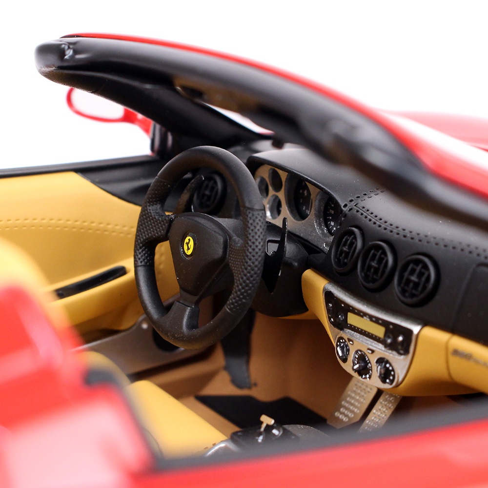 BBR MODELS 1/18スケール フェラーリ 360 モデナ スパイダー オートマティックギア ロッソコルサ - ベージュ （ケース付） P18232AV