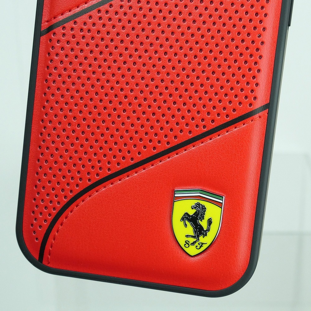 フェラーリ iPhone 15 PUレザー バックカバー SLANTED LINE レッド