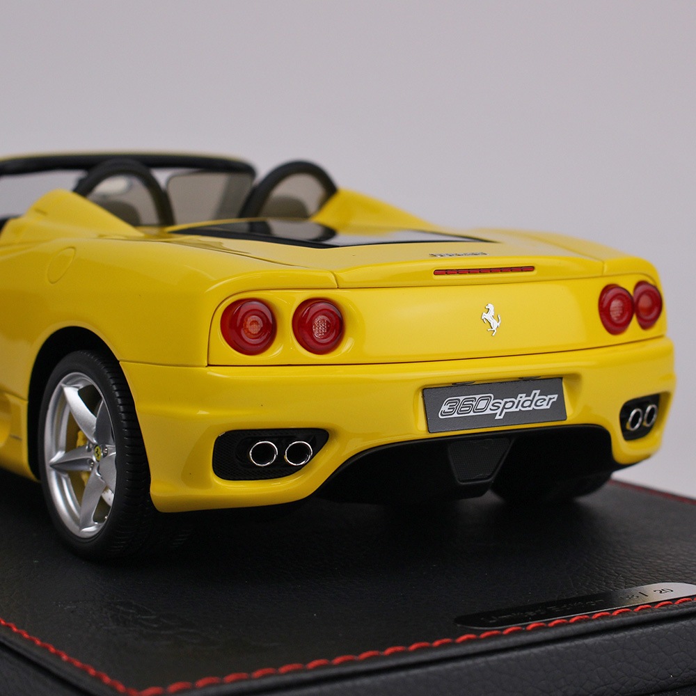 BBR MODELS 1/18スケール フェラーリ 360 モデナ スパイダー オートマティックギア ジアッロ モデナ - ブラック （ケース付） P18232BV