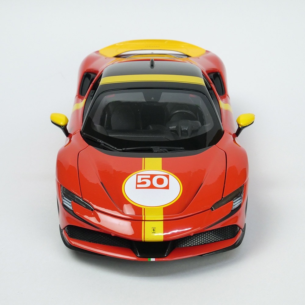 Bburago 1/18スケール フェラーリ SF90 ストラダーレ アセット フィオラノ レッド/イエローライン 18-16021RY