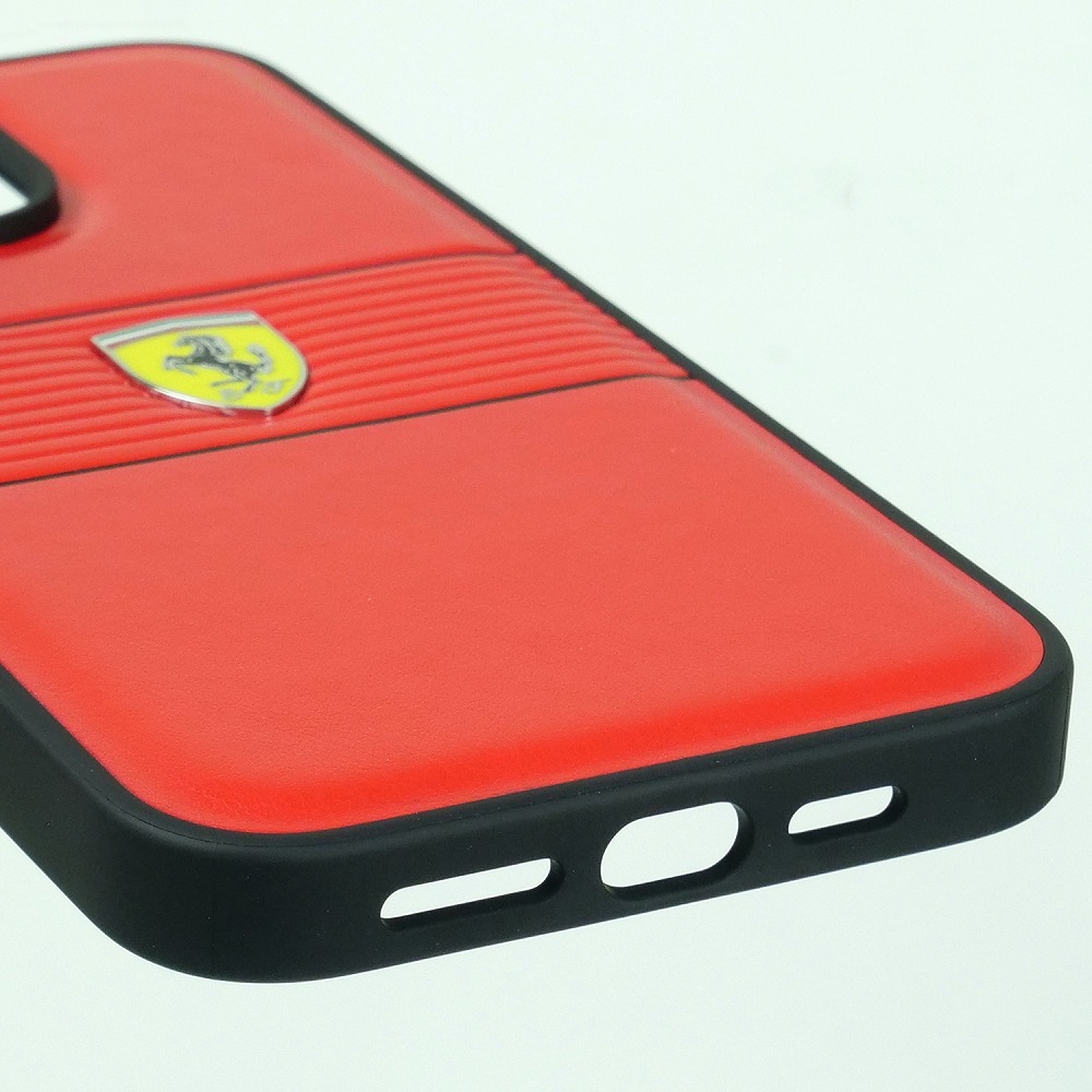 フェラーリ iPhone 15ProMax PUレザー バックカバー MULTI STRIPES レッド FEHCP15XPBOR