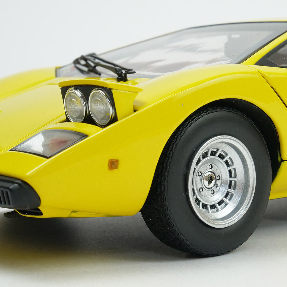 京商 1/18スケール ランボルギーニ カウンタック LP400S イエロー KS08320YT