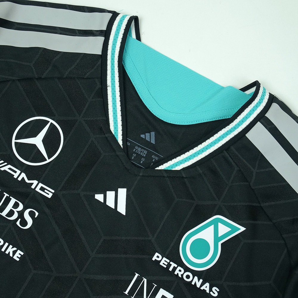 メルセデス AMG ペトロナス F1 チーム ドライバー オーセンティック T