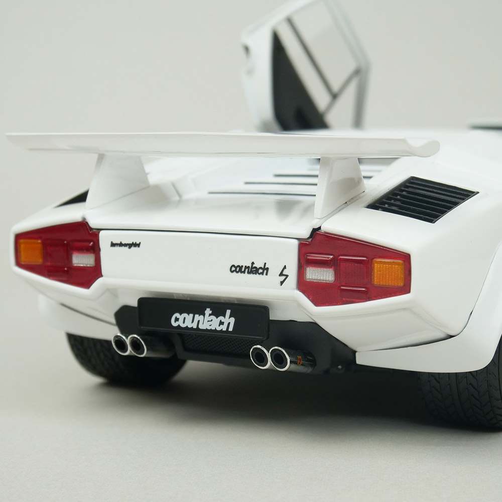 京商 1/18スケール ランボルギーニ カウンタック LP400S ホワイト KS08320WFL