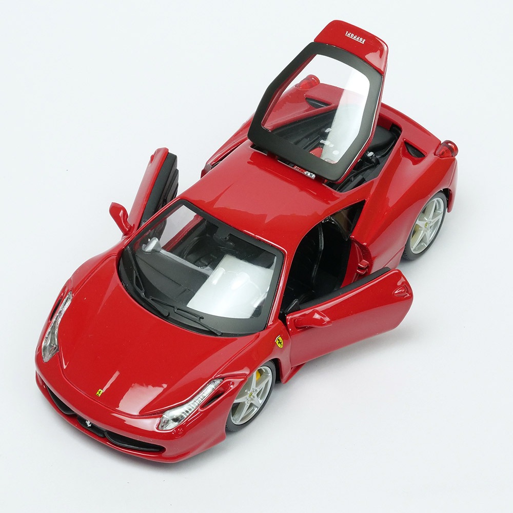 Bburago 1/24スケール フェラーリ 458 Italia レッド 18-26003R1
