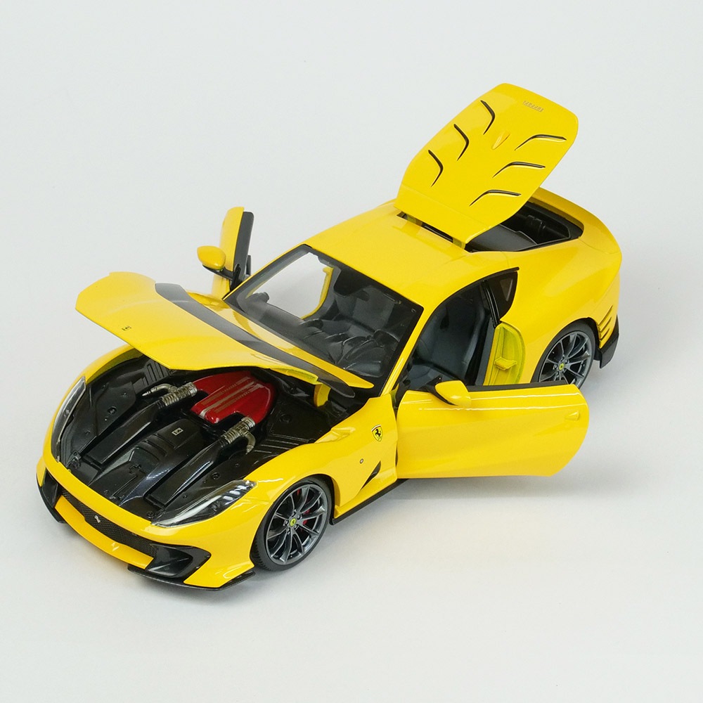 Bburago 1/18スケール フェラーリ 812 コンペティツィオーネ イエロー 18-16019Y