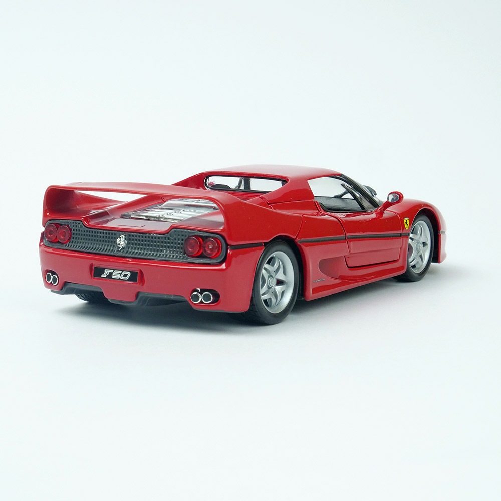 Bburago 1/24スケール フェラーリ F50 クローズド レッド 18-26010R1