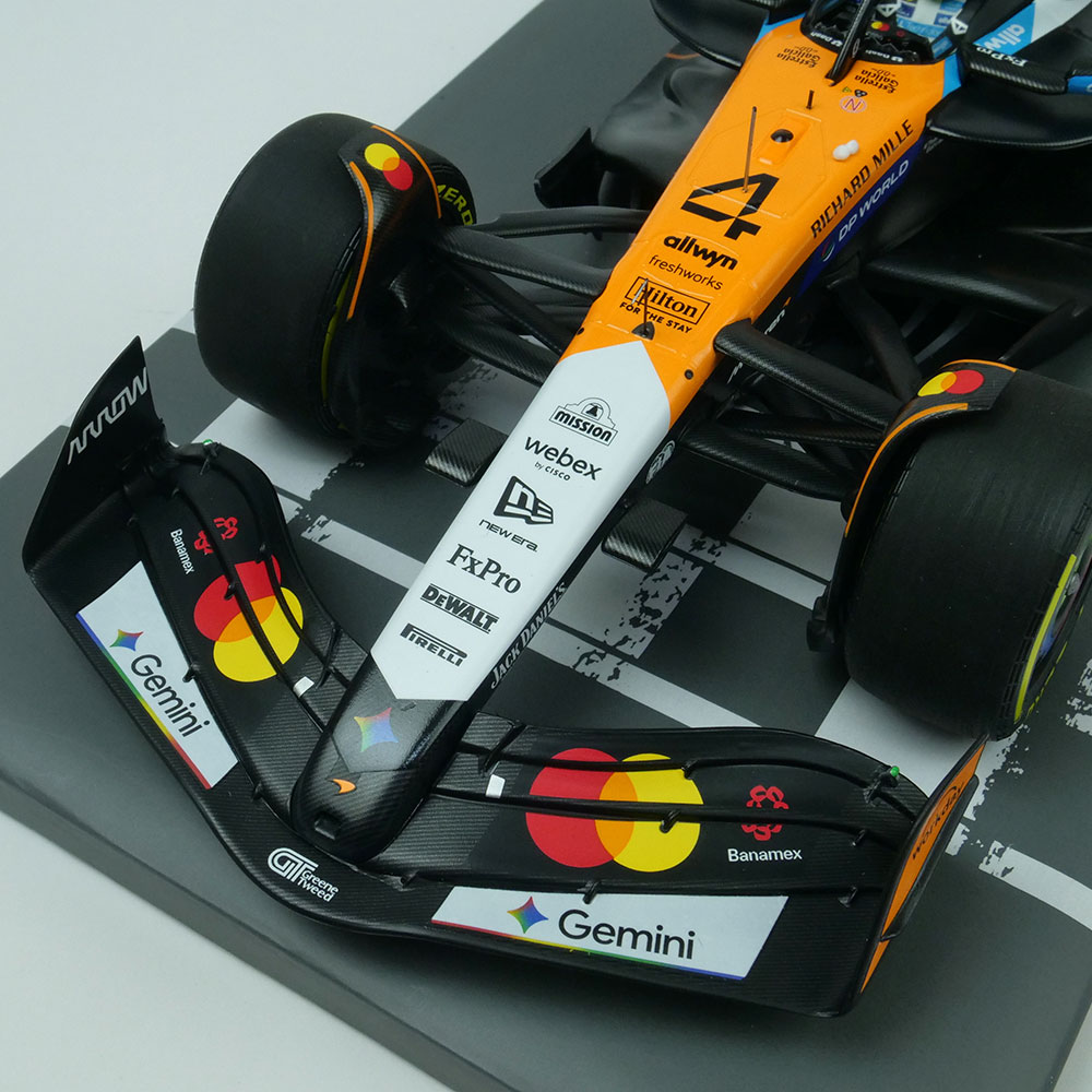 MINICHAMPS 1/18スケール マクラーレン F1 Team MCL39 L.ノリス メキシコGP 2025 Winner 537253704