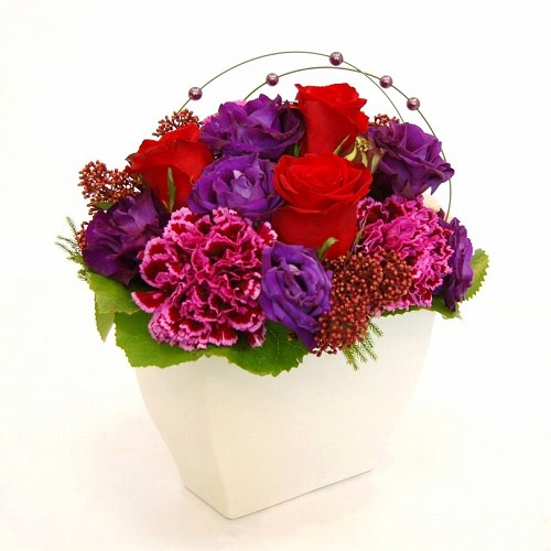 直送商品b アレンジ 赤紫系 お花を価格から選ぶ 5 001 7 000 ミッフィーのお花屋さん Flower Miffy