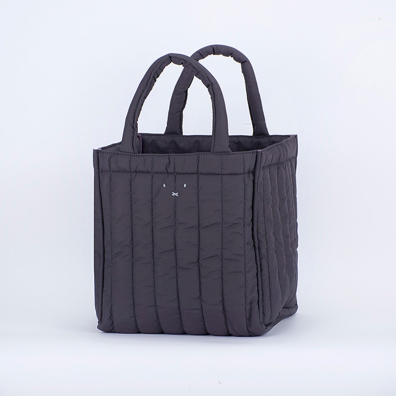 DB/キルティングスクエアトート LILY/VALLEY