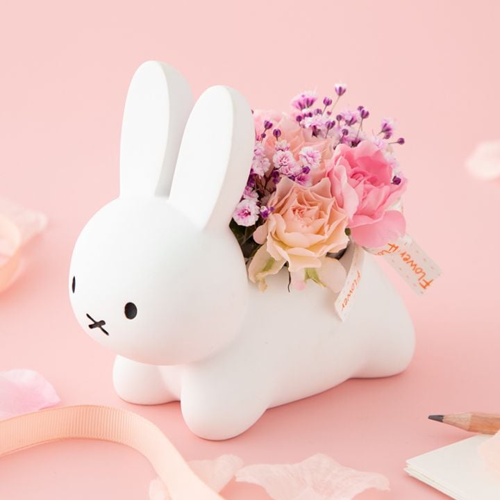 【2026年母の日アレンジ】うさぎカバーアレンジ 感謝のお届け