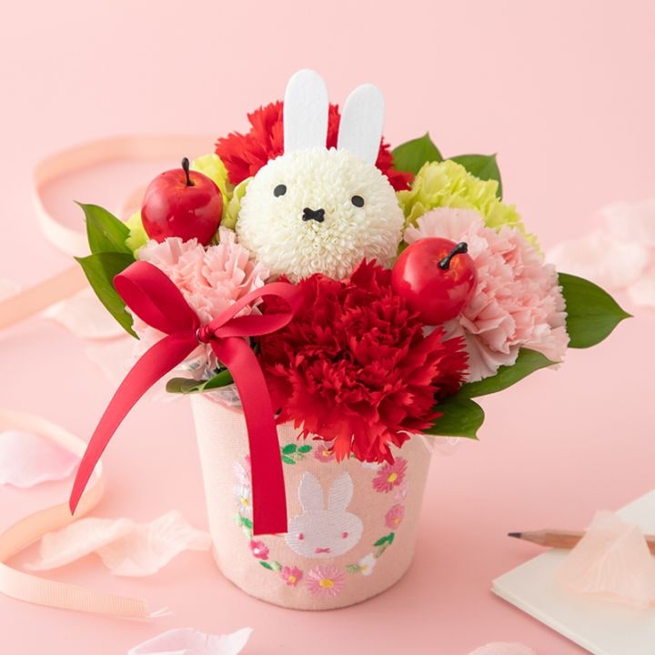 【2026年母の日アレンジ】ミッフィーマムアレンジ 愛満開