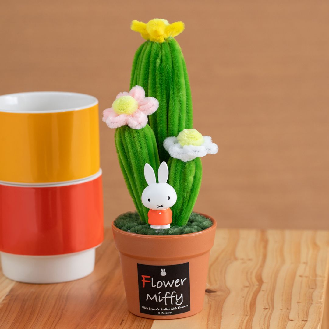 Flowermiffy ほわほわマスコットキーチェーン コスモスパープル アート