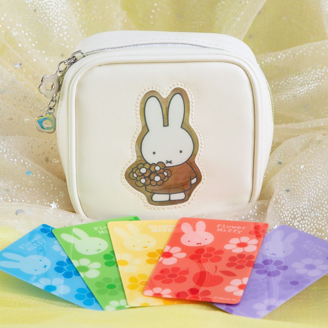 ATEEZ サン fromm ラキドロ トレカ ミッフィー 花 miffy モノトーン レインコート (ブラック) | すべての商品