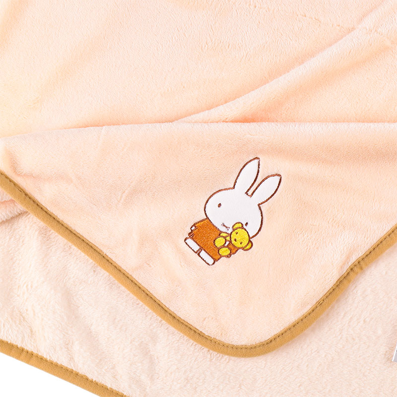 ミッフィー ブランケットインクッション だっこ 価格から選ぶ 3 001 5 000 ミッフィーのお花屋さん Flower Miffy