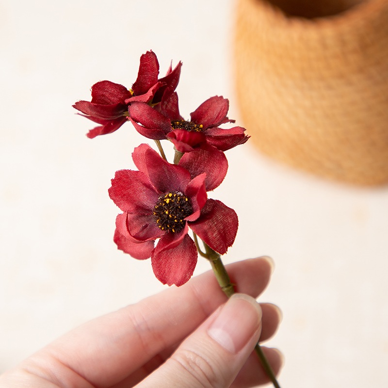 メイ　　クリスマスプレゼント アートフラワー クリスマスのプリザーブド・ドライフラワープレゼント・ギフト