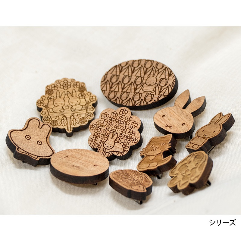 木製アクセサリーシリーズ ブローチ 花リース グッズ商品 ミッフィーのお花屋さん Flower Miffy