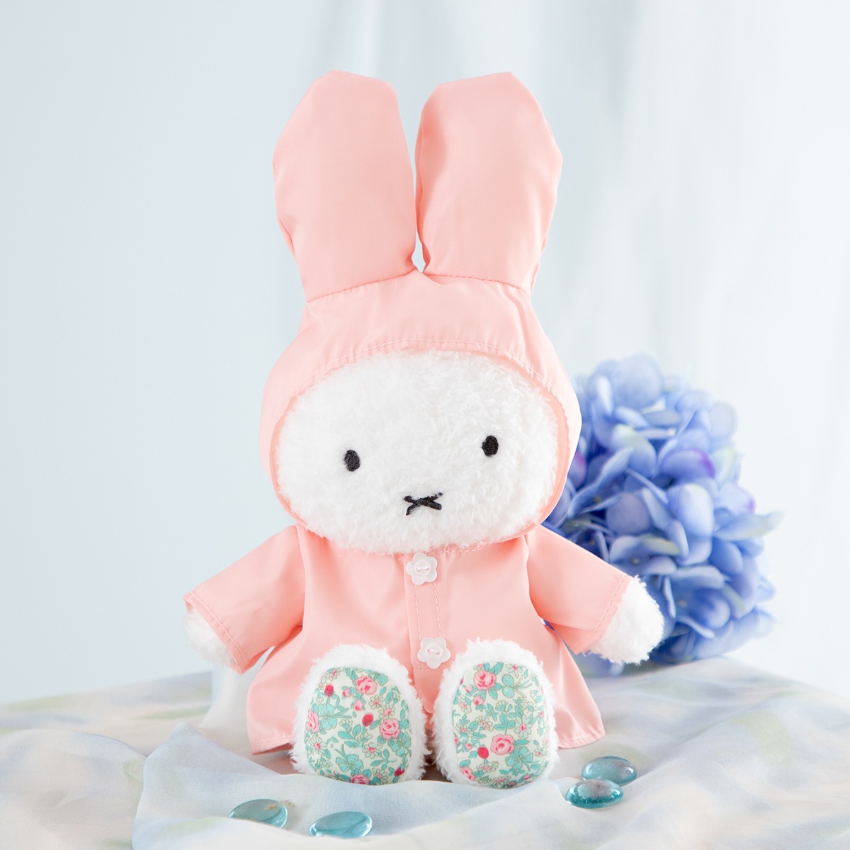 わちふぃーるど花粉コート Fサイズ&和三盆マグネット(非売品) Flower Miffy 着せかえほわほわぬいぐるみ レインコート＆ジョウロ