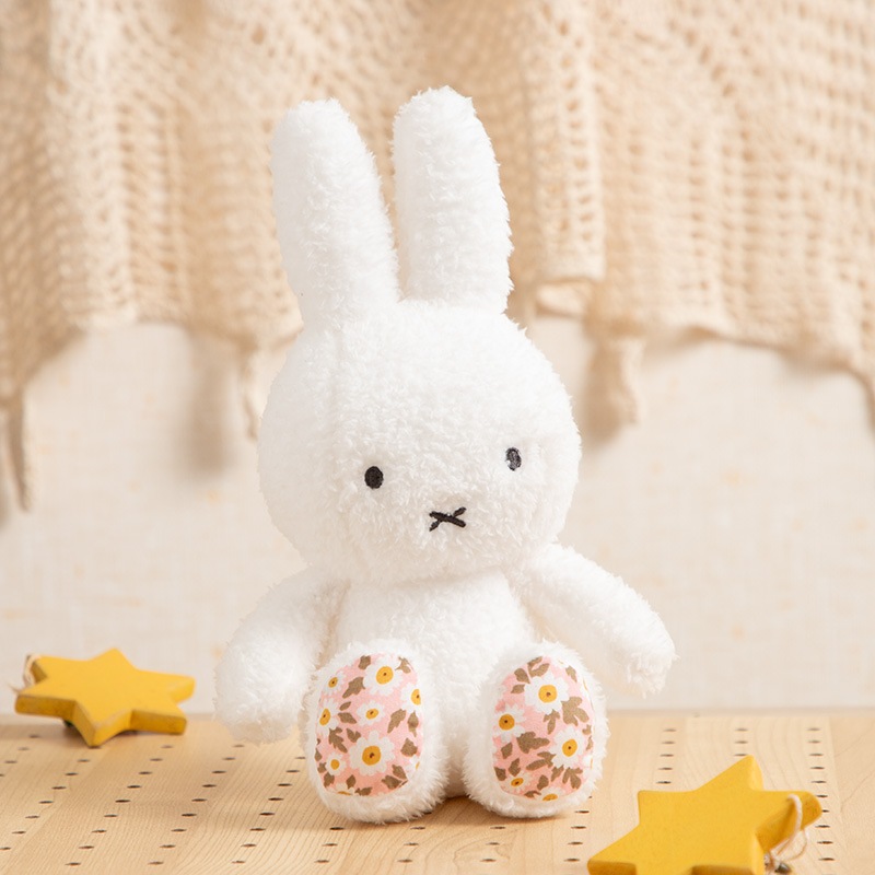 フラワーミッフィー 着せかえ ほわほわ ぬいぐるみ　miffy ショッパー付 Flower Miffy 着せかえほわほわぬいぐるみ ジャスミン アート