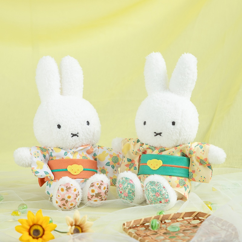 Flower Miffy 着せかえほわほわぬいぐるみ デイジー&着せかえお