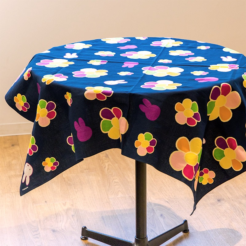 フラワーミッフィー 大風呂敷 ちらし花 すべての商品 ミッフィーのお花屋さん Flower Miffy