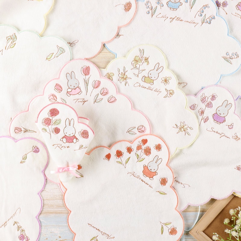 専用⭐みかん❤トロっふわ❤Wボア☆特大ブランケット❤flowerパッチ みかんぼうや グッズ 通販 サンエックスレジェンド 缶バッジ まじかる