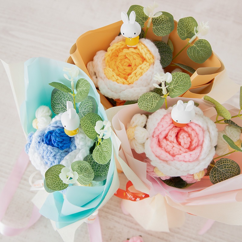 ◇Flower Miffy ニットフラワーブーケ ブルー | グッズ商品