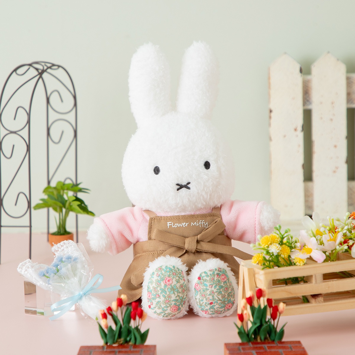 Flower Miffy 着せかえほわほわぬいぐるみ&着せかえお洋服 コスモス