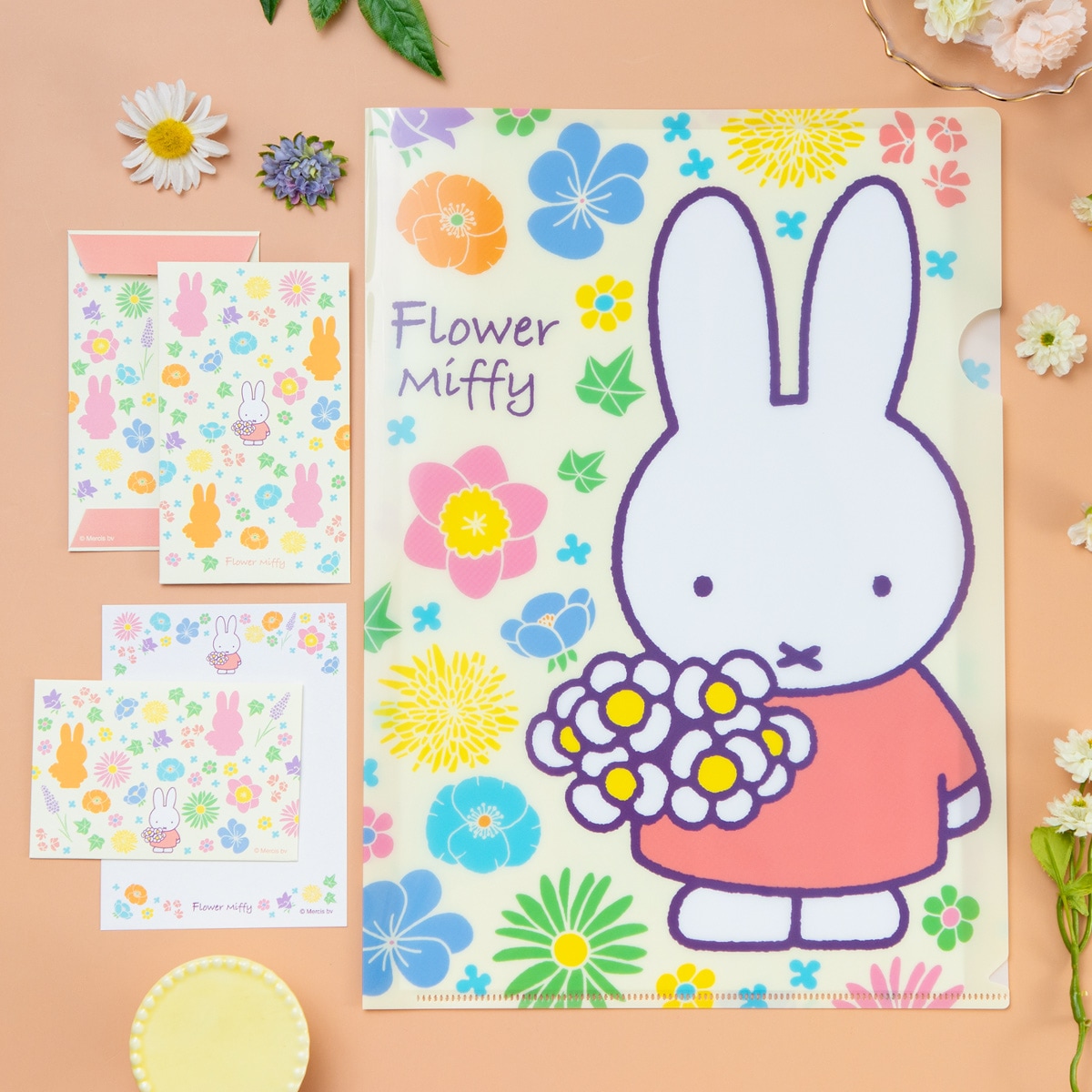 9月16日(水)発売開始※Flower Miffy 10thアニバーサリー