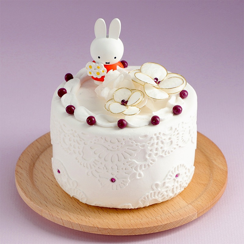 フラワーミッフィー ハッピーバースデーケーキアレンジ 1月 アレンジメント 造花 プリ アートフラワー ミッフィーのお花屋さん Flower Miffy