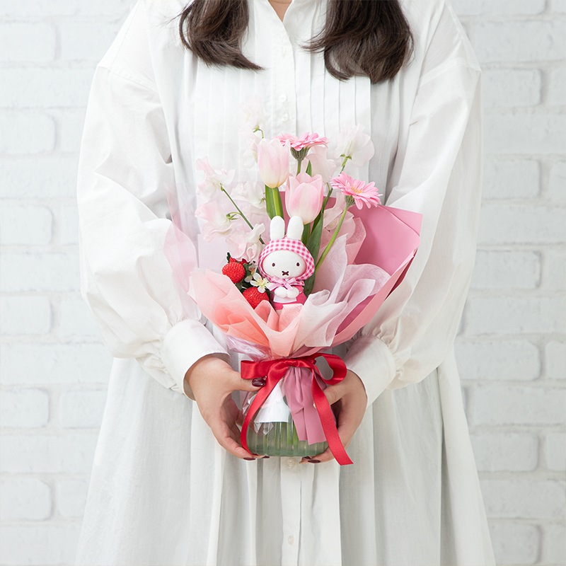 直送商品A】スタンディングブーケ 春咲チューリップ | 生花