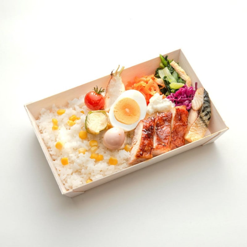 グリルカリーチキンととうもろこしご飯のお弁当 【夏季限定】