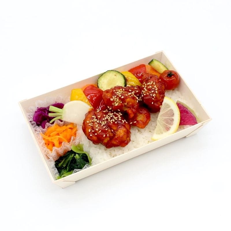 ヤンニョムチキンとグリル野菜のお弁当【夏季限定】