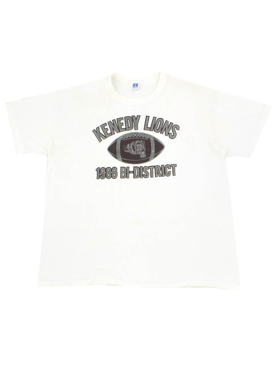 80's RUSSELL ATHLETIC ''KENEDY LIONS 1986 BI-DISTRICT'' 3段プリント Tシャツ 表記(XL)