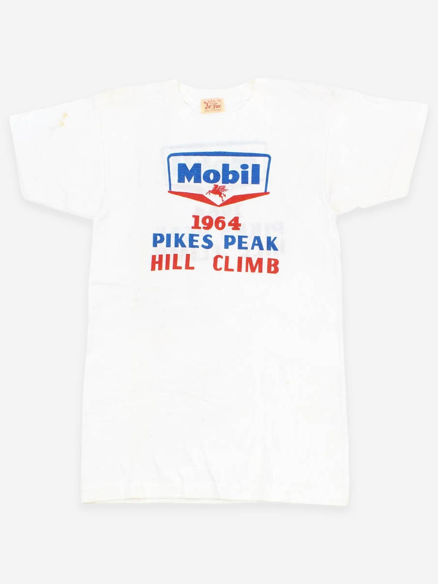 60's De-Jac ''Mobil / PIKES PEAK HILL CLIMB 1964'' T-shirt Size(M) DEAD STOCK