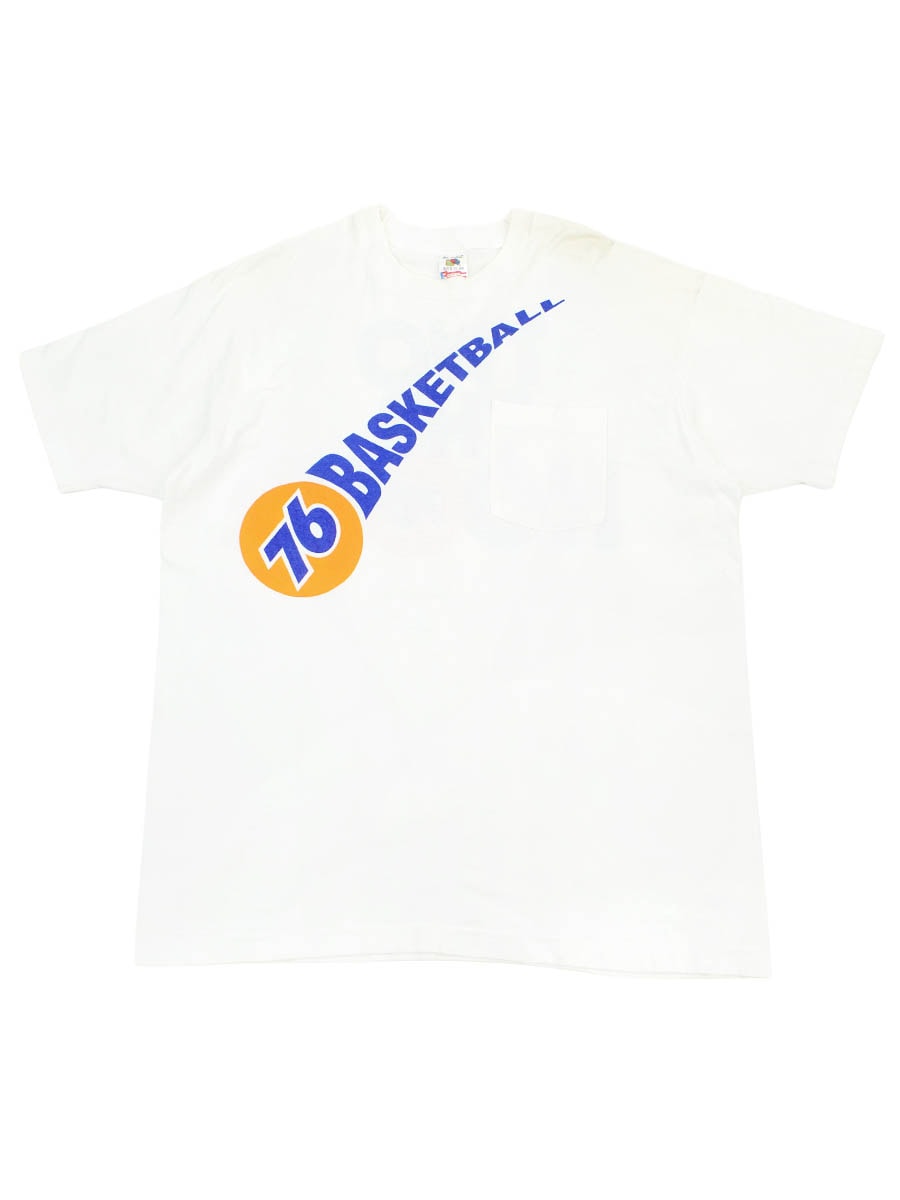 90'S FRUIT OF THE LOOM ''76 BASKETBALL'' POCKET T SHIRT (SIZE.X LARGE)