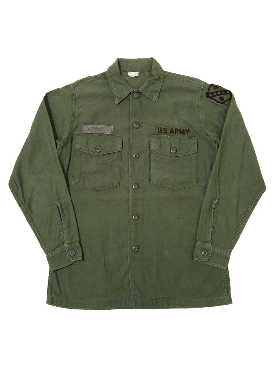 67 U.S.ARMY ユーティリティシャツ ワッペン付き 表記(15 1/2 x 33