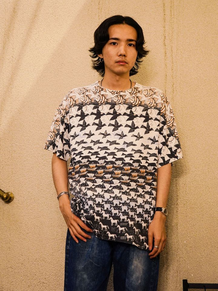 90's M.C.エッシャー ''メタモルフォーゼ III'' オールオーバープリント だまし絵Tシャツ 実寸(XL位)
