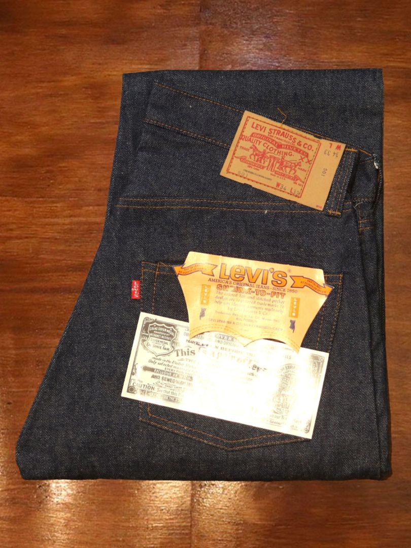 1970s DEAD STOCK Levis 501 RED LINE 66 , Size W34 L33