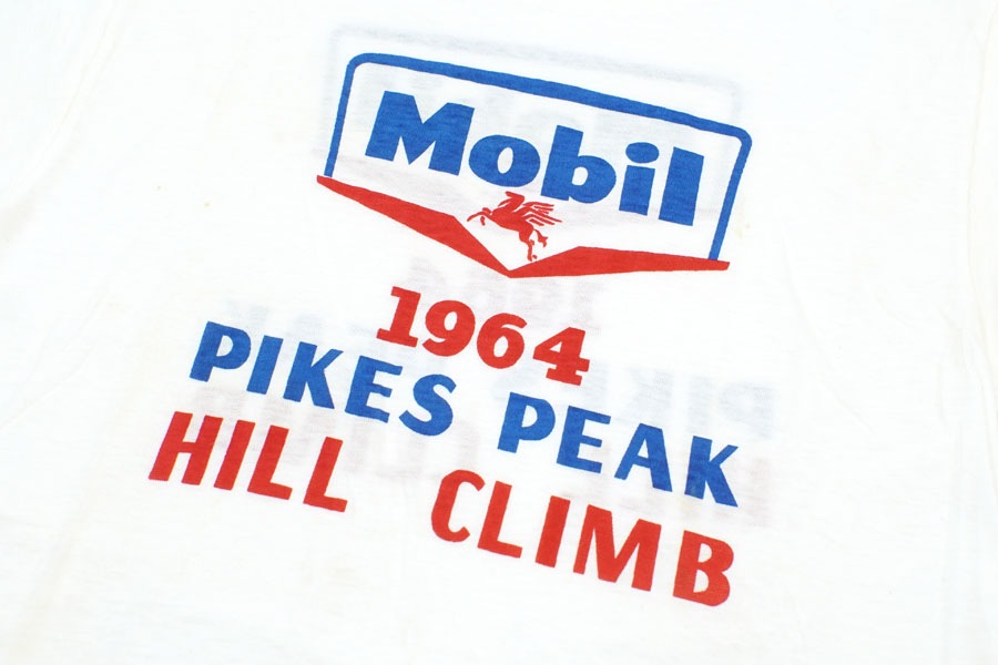 60's De-Jac ''Mobil / PIKES PEAK HILL CLIMB 1964'' T-shirt Size(M) DEAD STOCK