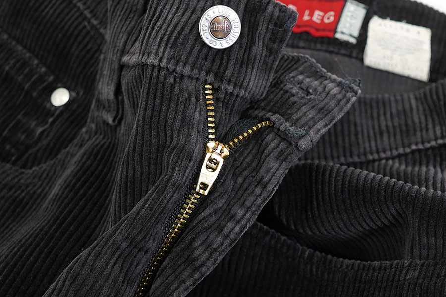 90's Levi's Silver Tab ''LOOSE WIDE LEG'' コーデュロイパンツ 黒