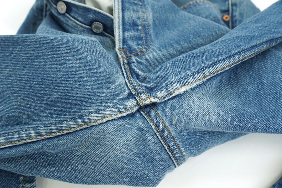 90'S LEVI'S 501 BLUE JEANS (SIZE. W34 L32) MADE IN USA | NEW ITEM